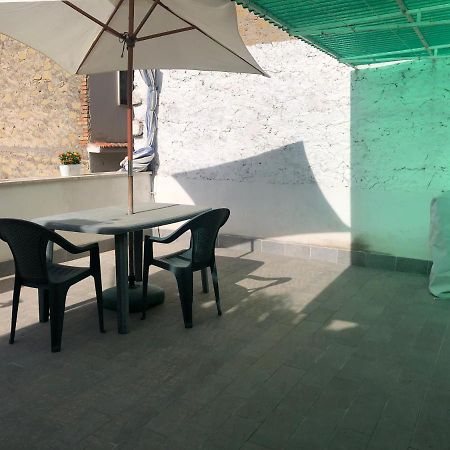 Rosy House Apartment Гаета Екстериор снимка